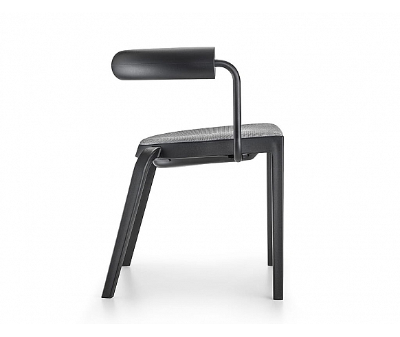 Bi 20's chair